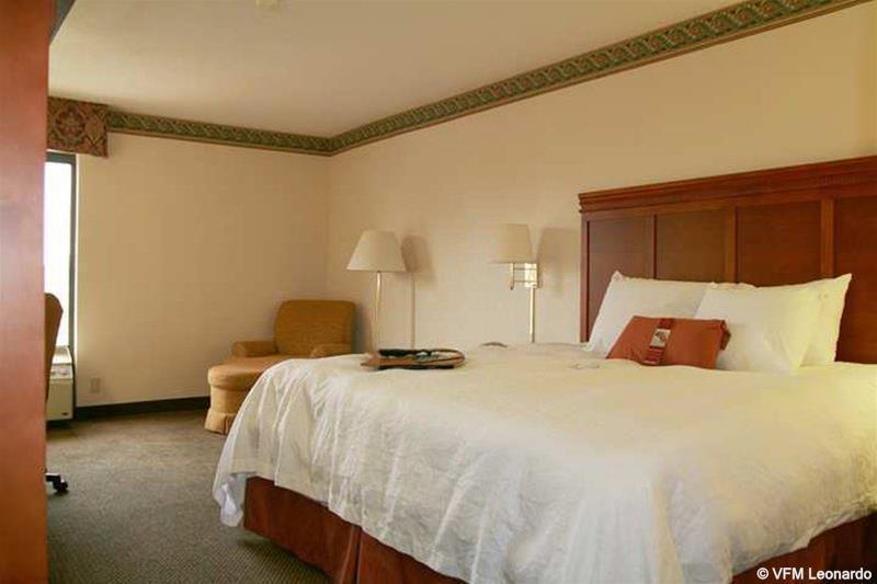 Hampton Inn Corinth Quarto foto
